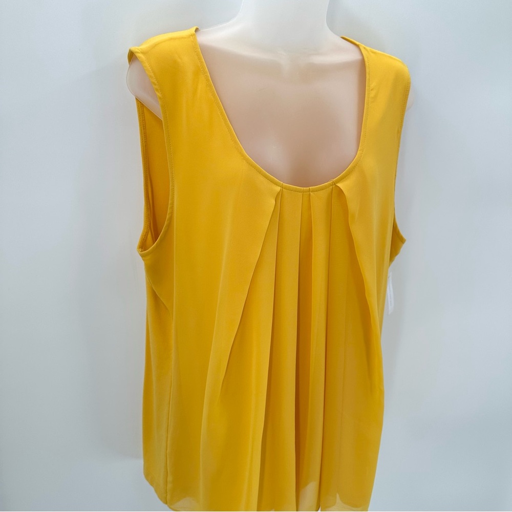 NWT NY&Co Tank Top XXL Yellow Pleated Chiffon Front Knit Back Sleeveless Career - Picture 2 of 9